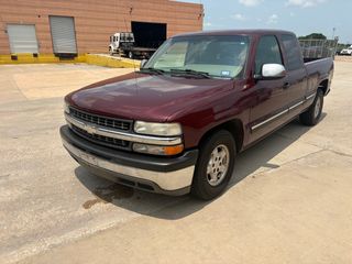 2001 Chevrolet Silverado 1500 LS - Exterior Front Left Corner Image